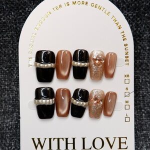 Black and Gold Press-On Nails